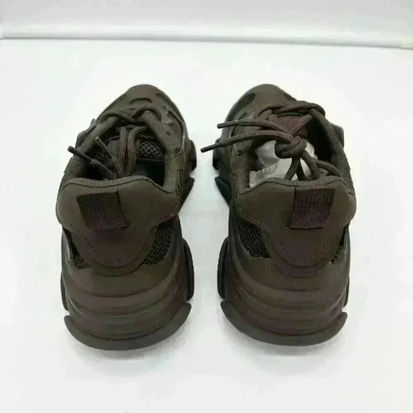 BRAND NEW IN BOX Steve Madden Women's Possession Sneaker Dark Brown - Picture 3 of 7